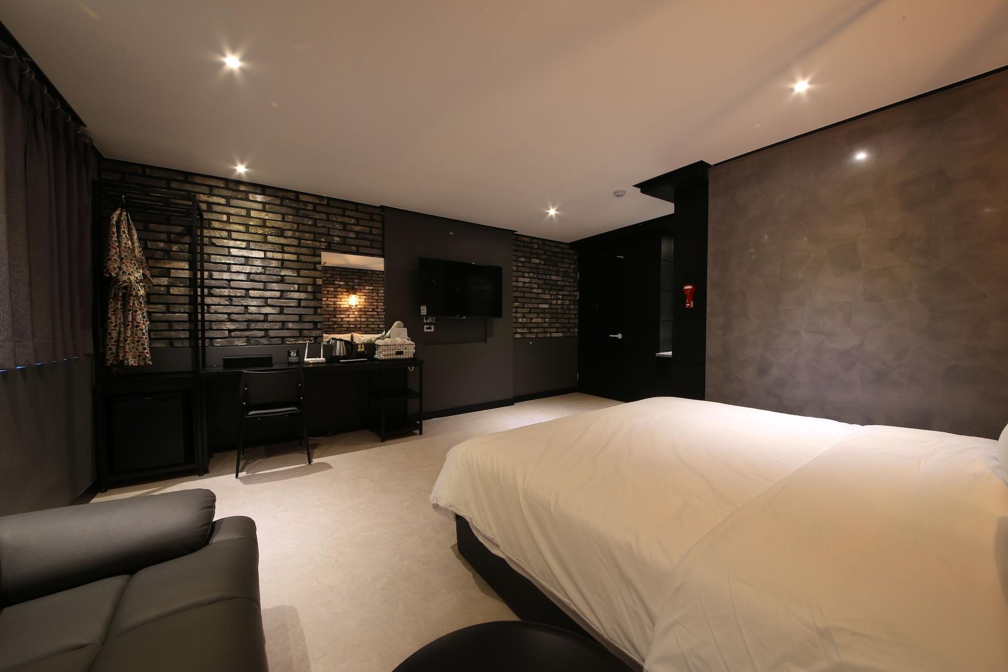 בוסאן Almond Hotel Gupo Station מראה חיצוני תמונה