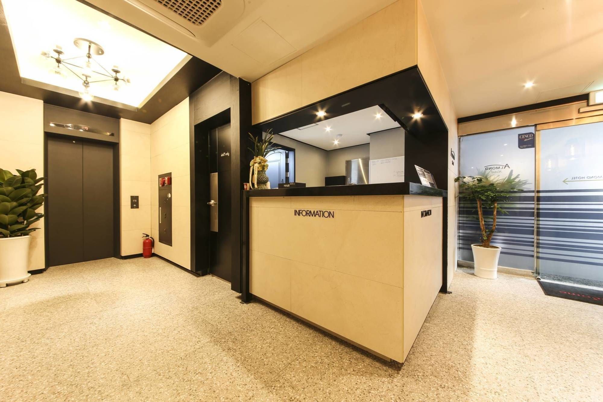 בוסאן Almond Hotel Gupo Station מראה חיצוני תמונה